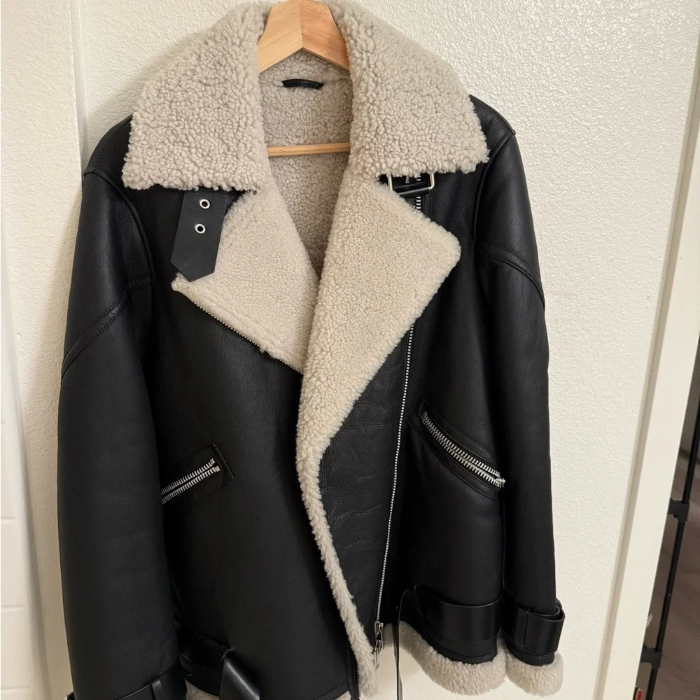 Black and Cream Shearling Leather Jacket - Picture 1 of 9